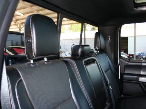 Used 2018 Ford F150 Lariat w/ Equipment Group 502A Luxury AWD/4WD image 30