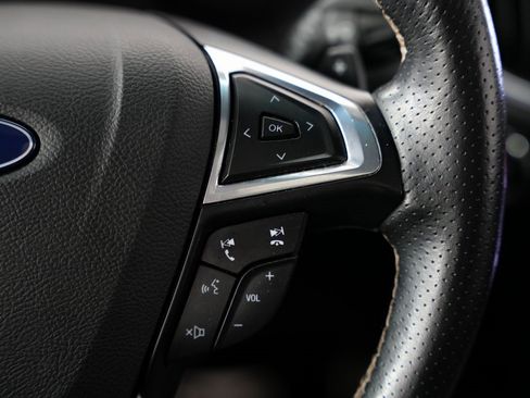 Used 2019 Ford Edge ST w/ Convenience Package image 13