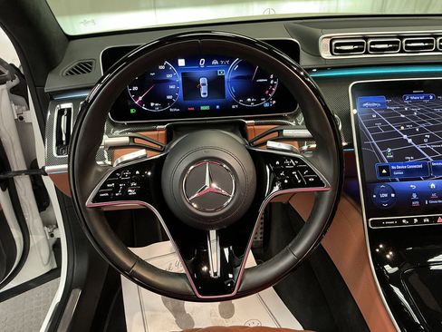 Used 2023 Mercedes-Benz S 580e 4MATIC Sedan image 14