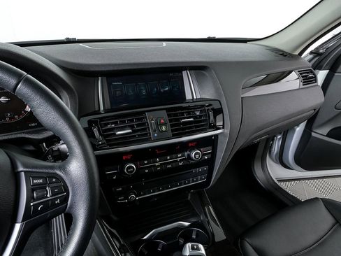 Used 2017 BMW X3 xDrive28i image 11