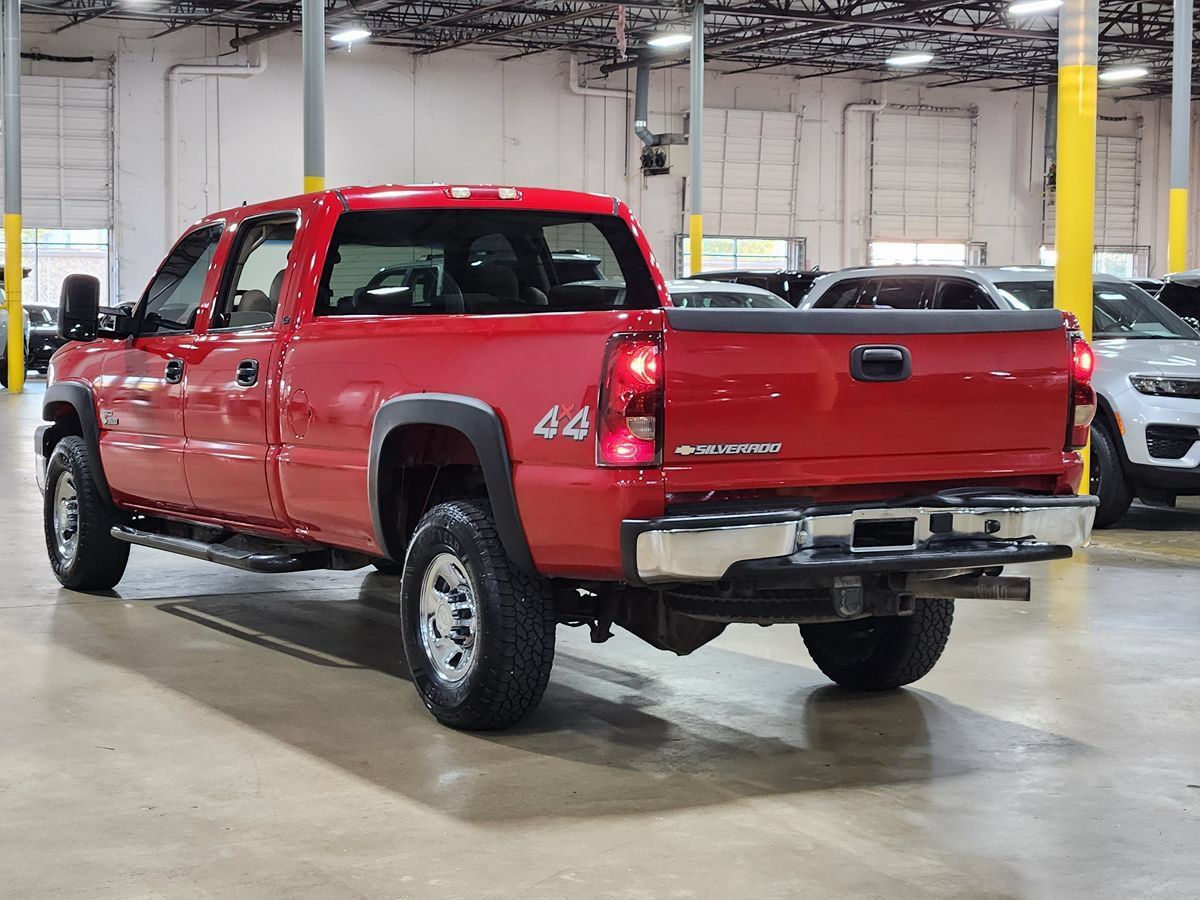 Used 2007 Chevrolet Silverado 3500 LT w/ Heavy-Duty Power Package AWD/4WD image 11