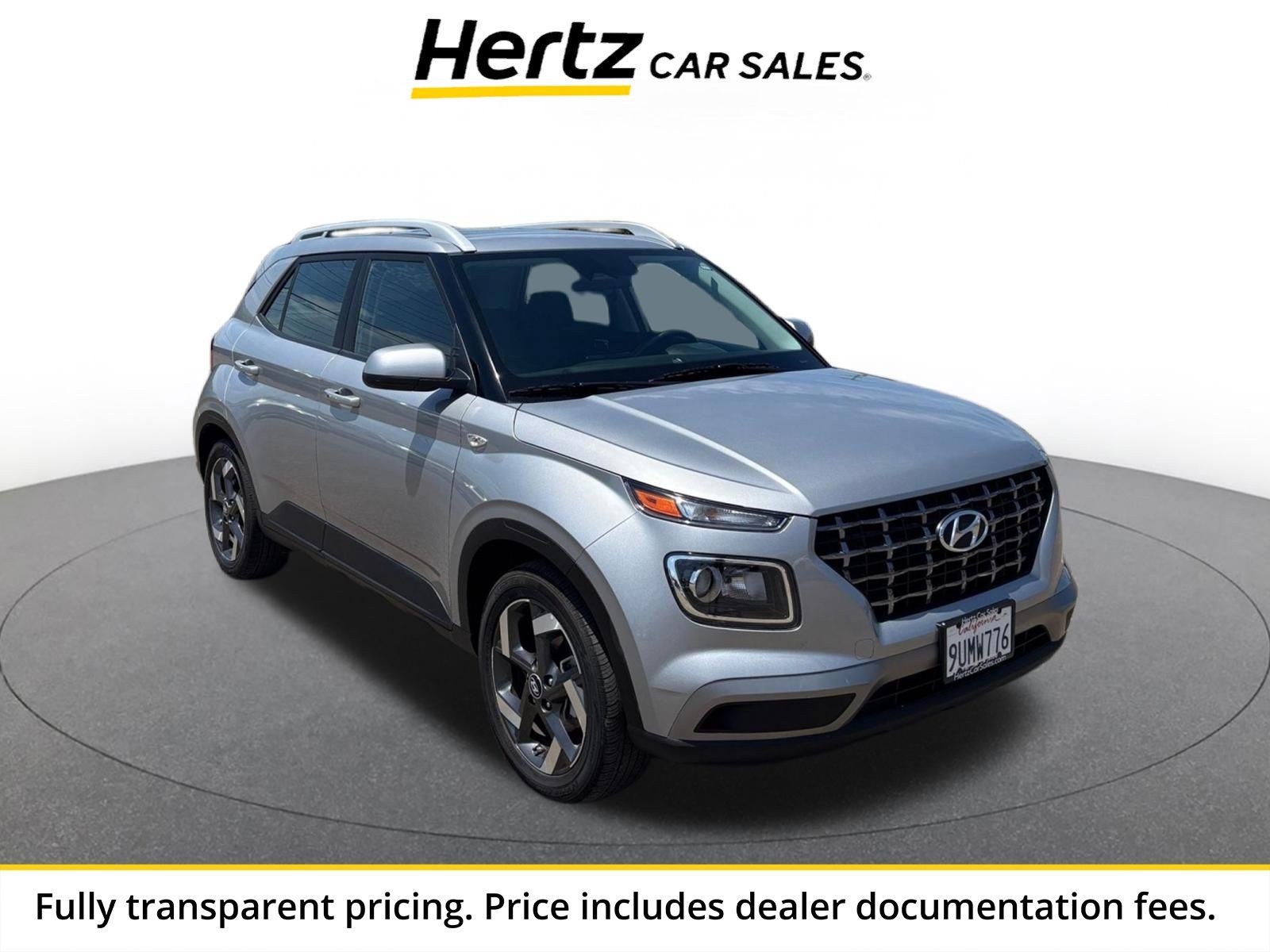 Used 2025 Hyundai Venue SEL FWD image 1