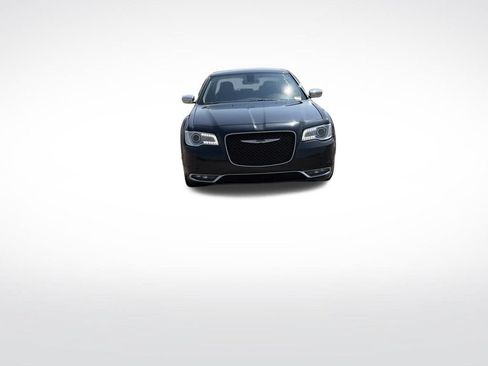 Used 2015 Chrysler 300 C AWD/4WD image 8