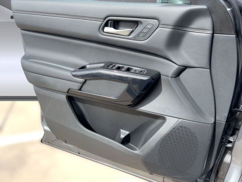 New 2026 Nissan Pathfinder Platinum w/ Cargo Package FWD image 22
