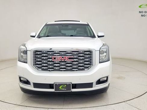 Used 2019 GMC Yukon Denali w/ Denali Ultimate Package AWD/4WD image 5