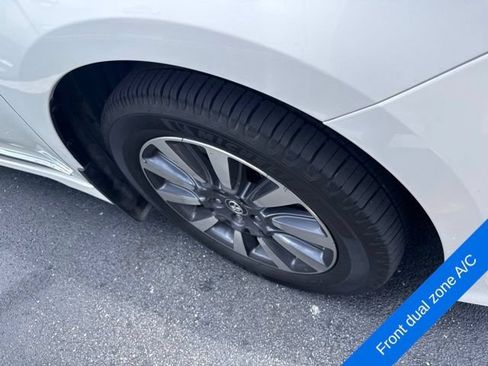 Used 2020 Toyota Sienna Limited Premium w/ Protection Package AWD/4WD image 4