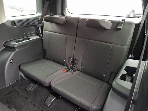 Certified 2025 Hyundai Santa Fe SE image 11