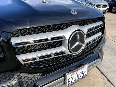 Used 2021 Mercedes-Benz GLS 450 4MATIC image 29