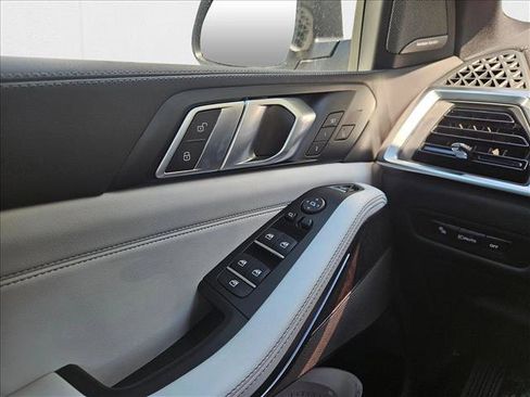 New 2026 BMW X5 xDrive40i image 15