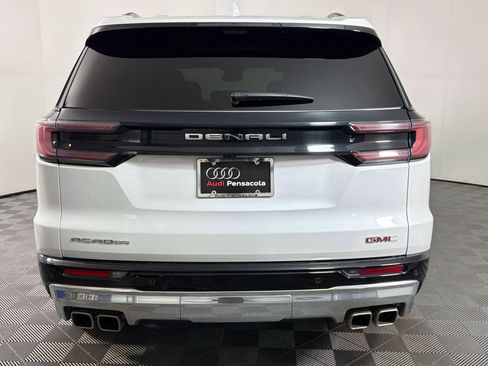 Used 2024 GMC Acadia Denali w/ Super Cruise Package FWD image 8