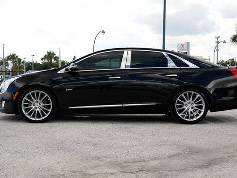 Used 2014 Cadillac XTS Platinum AWD/4WD image 2