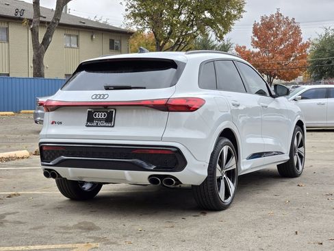 New 2025 Audi SQ5 Premium Plus image 8