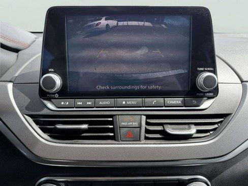 Used 2023 Nissan Altima 2.5 SR FWD image 28