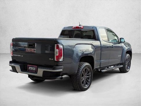 Used 2020 GMC Canyon SLE w/ Elevation Edition image 5