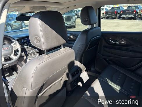 Used 2024 GMC Terrain Denali w/ Denali Premium Package image 24