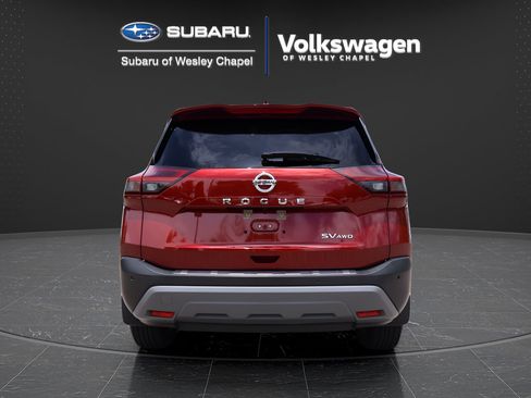Used 2021 Nissan Rogue SV AWD/4WD image 6