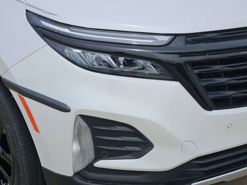 Used 2022 Chevrolet Equinox LT FWD image 11