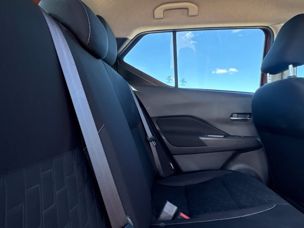 Used 2024 Nissan Kicks SV FWD image 41