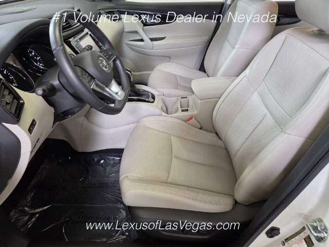 Used 2019 Nissan Rogue Sport SL w/ Premium Package AWD/4WD image 13