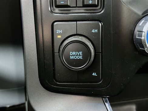 Used 2022 Ford F150 XLT w/ Equipment Group 302A High AWD/4WD image 39