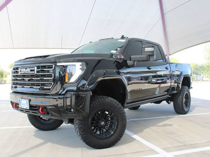 Used 2025 GMC Sierra 2500 AT4 w/ AT4 Premium Plus Package