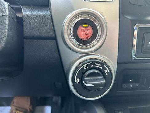 Used 2016 Nissan Titan PRO-4X w/ Pro-4x Convenience Package image 25