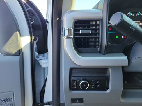 New 2026 Ford F350 XL w/ XL Chrome Package image 23