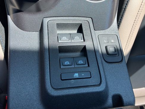 Used 2024 Ford Bronco Wildtrak AWD/4WD image 22
