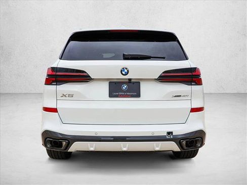 Used 2026 BMW X5 xDrive40i w/ M Sport Package AWD/4WD image 6