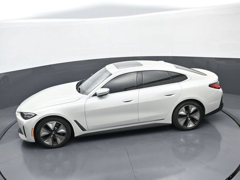 Used 2023 BMW i4 eDrive40 w/ Premium Package RWD image 32