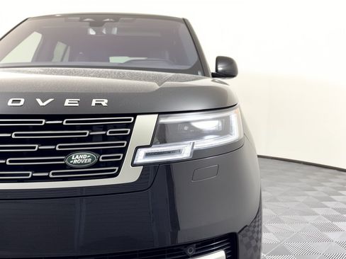 Used 2023 Land Rover Range Rover SE AWD/4WD image 12