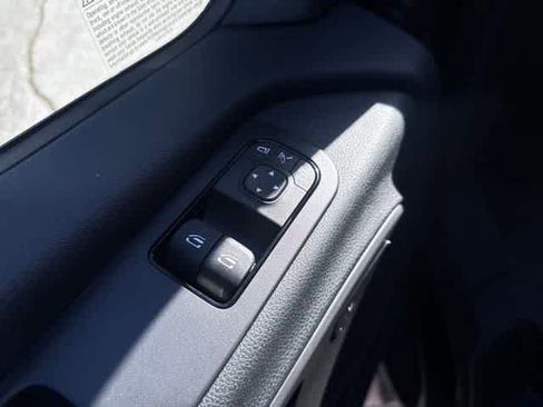 Used 2025 Mercedes-Benz Sprinter 2500 image 15