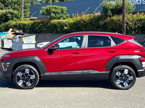 Used 2024 Hyundai Kona SEL AWD/4WD image 9