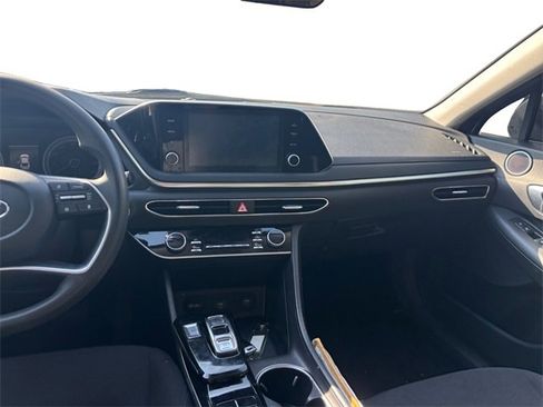 Used 2022 Hyundai Sonata SEL image 11