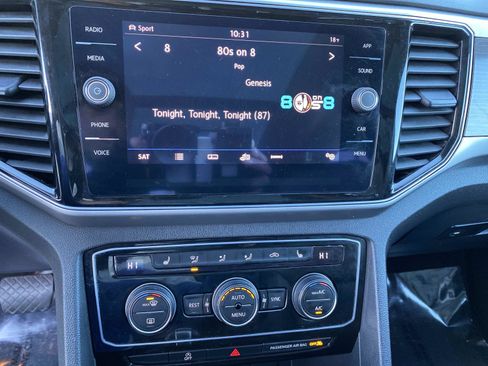 Used 2018 Volkswagen Atlas SEL image 15