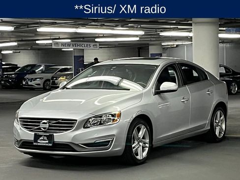 Used 2014 Volvo S60 T5 FWD image 3