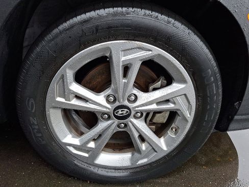 Used 2023 Hyundai Kona SEL image 4