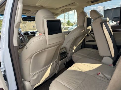 Used 2015 Lexus GX 460 Luxury image 12