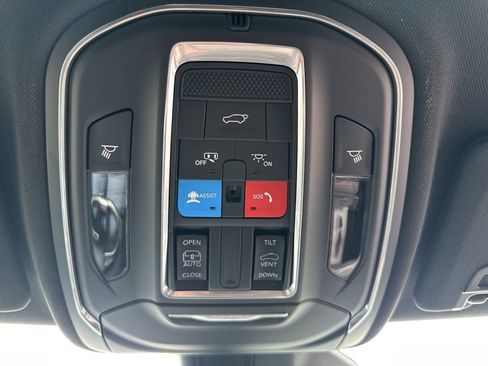 New 2026 Jeep Grand Cherokee Laredo X AWD/4WD image 47