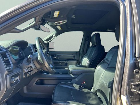 Certified 2024 RAM 2500 Limited image 27