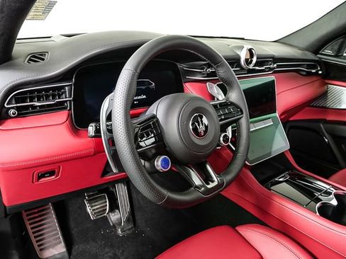 New 2026 Maserati Grecale Folgore AWD/4WD image 3
