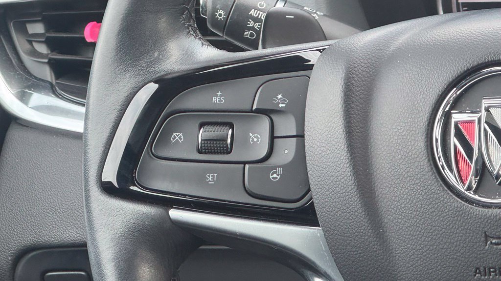 Used 2023 Buick Enclave Essence FWD image 17