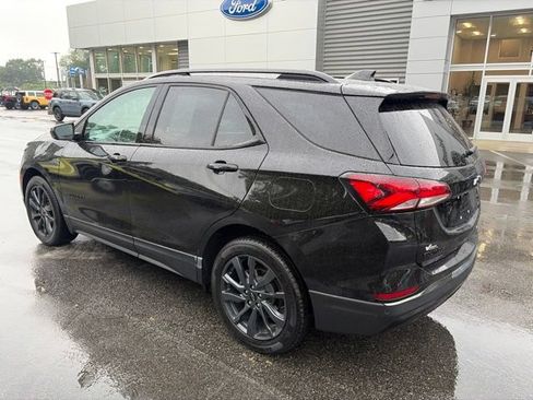 Used 2022 Chevrolet Equinox RS FWD image 4