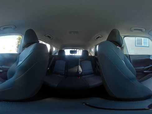 Used 2025 Kia Soul LX w/ LX Technology Package FWD image 40