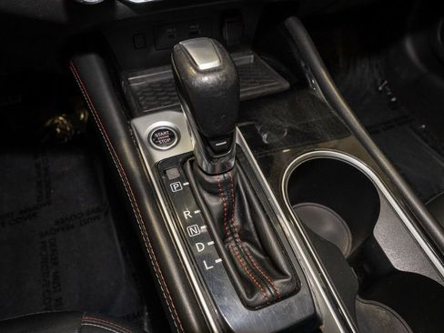 Used 2023 Nissan Altima 2.5 SR w/ SR Premium Package image 17