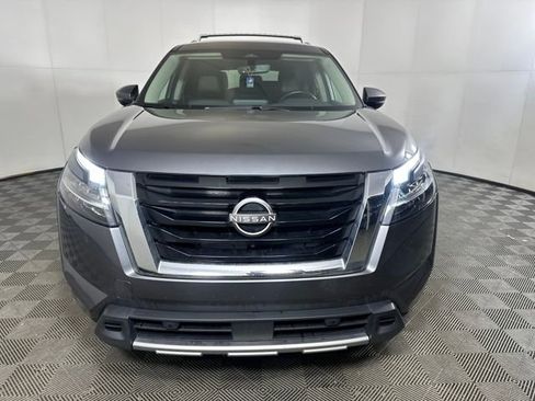 Used 2023 Nissan Pathfinder SL image 8