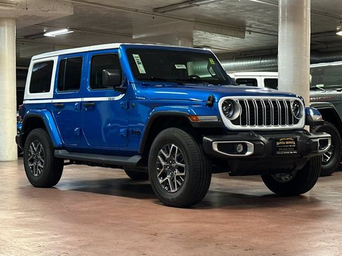 New 2026 Jeep Wrangler Unlimited Sahara AWD/4WD image 7