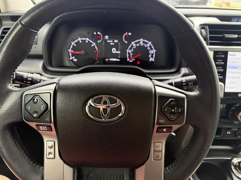Used 2021 Toyota 4Runner SR5 Premium w/ Moonroof Package AWD/4WD image 12