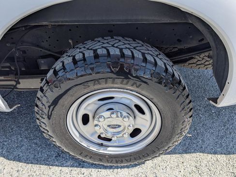 Used 2016 Ford F250 XL w/ Power Equipment Group image 10