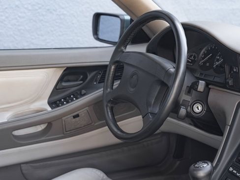 Used 1992 BMW 850i image 21